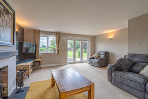 Lounge- click for photo gallery